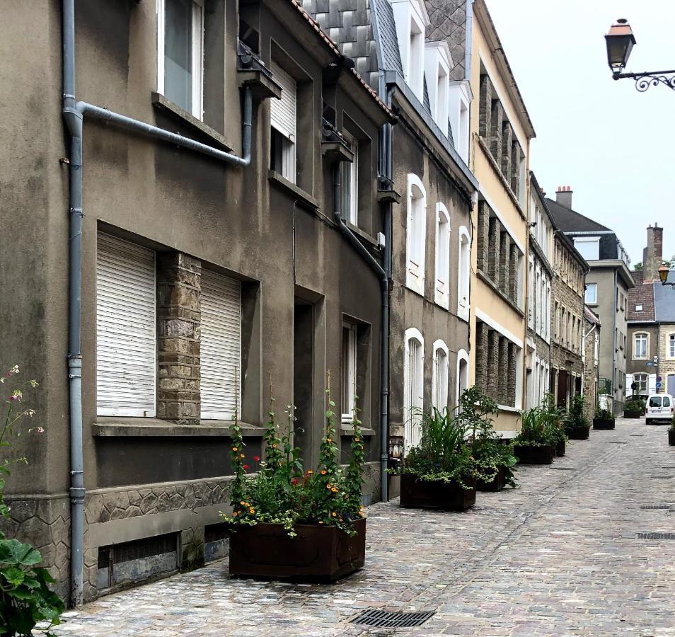 T3 En Vieille Ville 2Adult 2 Enfants Parking Gratuit - By La Source D'Orfee Boulogne-sur-Mer Buitenkant foto